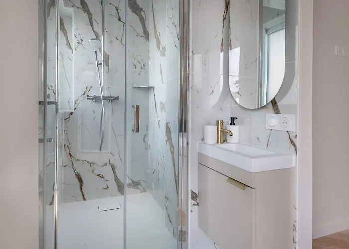 De Standing En Front De Mer, Pour 4 Апартаменты